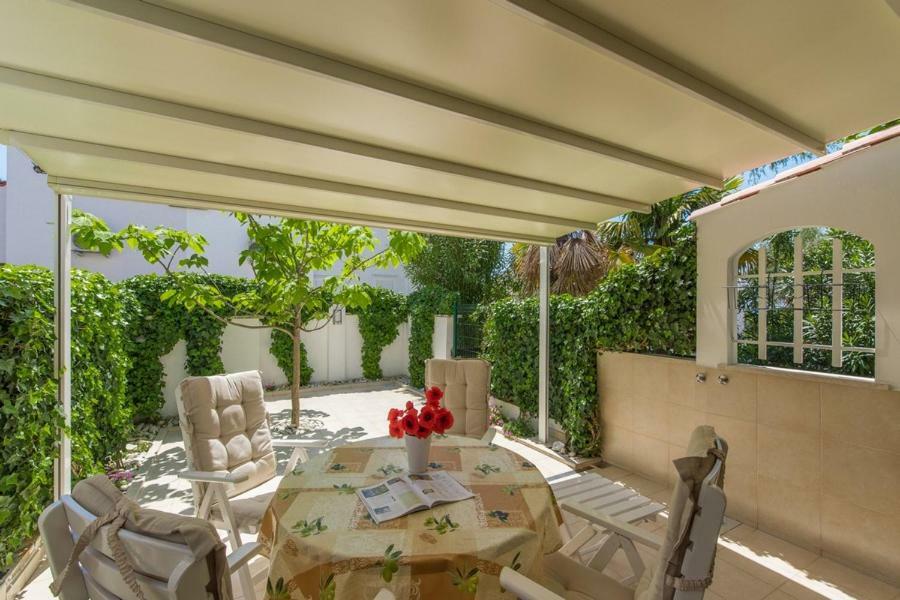 Holiday Home M&M Novigrad  Zewnętrze zdjęcie